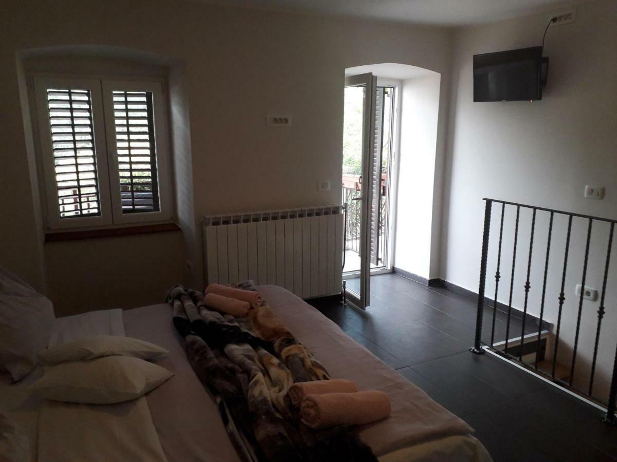 Mošćenička Draga Apartments And Rooms Deskovic מראה חיצוני תמונה